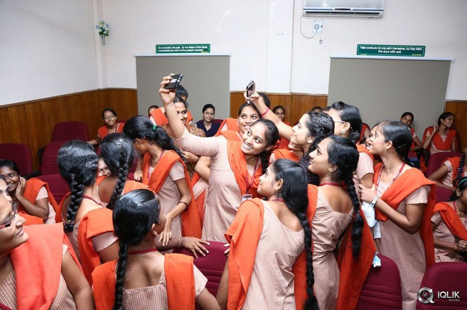 Tanu-Vachenanta-Movie-Promotions